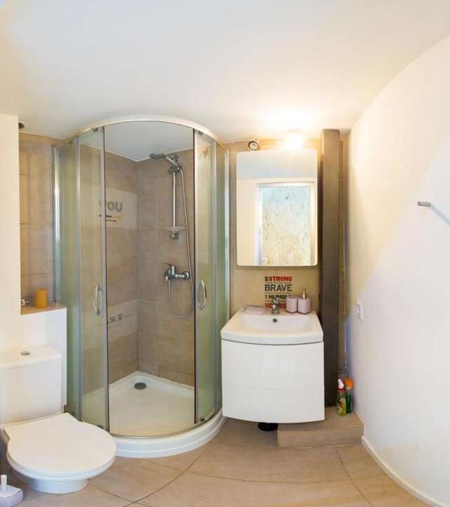 Апартаменты New modern studio – Kosmichna str. 24 Харьков-25